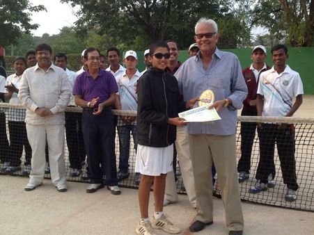 டென்னிஸ் போட்டியில் சாம்பியன் பட்டம் வென்றார் வருண் வைகோ