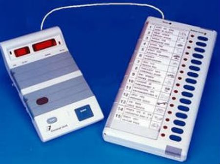 இது தான் பைனல் லிஸ்ட்: ஏற்காடு இடைத்தேர்தல்: 11 வேட்பாளர்கள் போட்டி