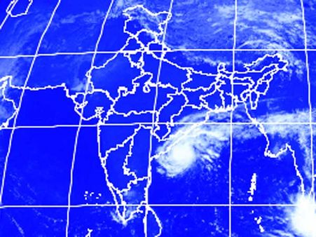ஆடி அசைந்து வரும் 'ஹெலன்'... சென்னைக்கு 460 கி.மீ தொலைவில் நிற்கிறது!