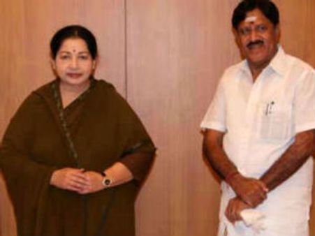 கெஞ்சியும், கொஞ்சியும் எதுவுமே நடக்கலையே.. தேமுதிக 'ஜம்ப்' சுந்தரராஜன் கவலை!