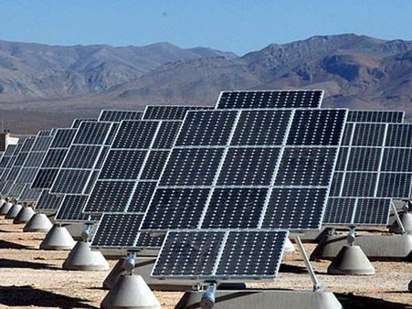 உலகின் ‘கூரை’யில் சூரியமின் நிலையம் அமைத்துள்ள சீனா