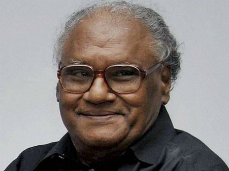 ராக்கெட்டை அனுப்பும் முன் திருப்பதியில் பூஜை செய்வது மூடநம்பிக்கை- சி.என்.ஆர். ராவ் அடுத்த அதிரடி!!