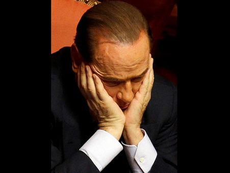 எம்.பி. பதவியிழந்த 'பலான' பெர்லுஸ்கோனி.... ஆட்டம் குளோஸ்!