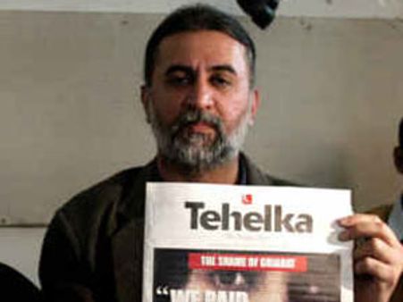 டெஹல்கா ஆசிரியர் தருண் தேஜ்பாலின் மகளிடம் கோவா போலீஸ் விசாரணை