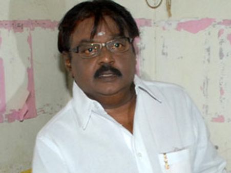 தென்னாப்பிரிக்காவின் காந்தி… மண்டேலா மறைவுக்கு விஜயகாந்த் இரங்கல்!