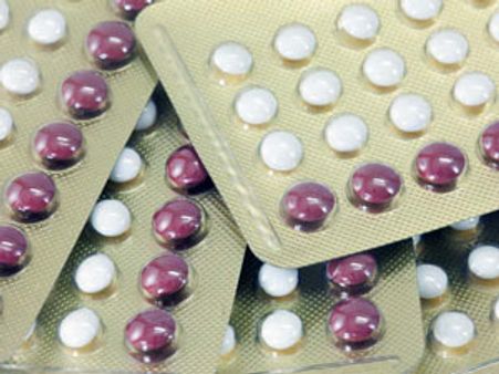 கருத்தடை மாத்திரையால் பெண்களின் கண் பார்வை பறிபோகும் அபாயம்...!