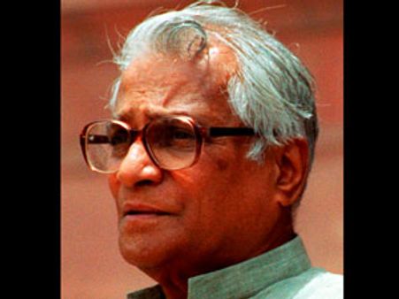 'டெஹல்கா' அம்பலப்படுத்திய ஜார்ஜ் பெண்டான்ஸின் ஏவுகணை ஊழல் வழக்கை மூடியது சிபிஐ!