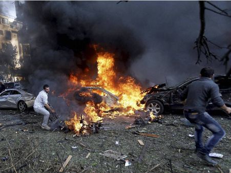 சிரியா: ராணுவம் நடத்திய வான்வழித் தாக்குதலில் 14 சிறுவர்கள் உட்பட 25 பேர் பலி