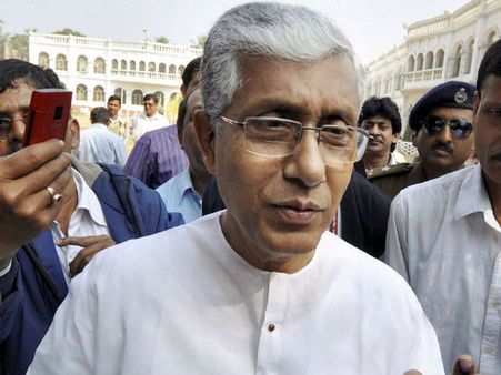 அட இந்தியாவில் இப்படியும் ஒரு 'ஏழை முதல்வர்'