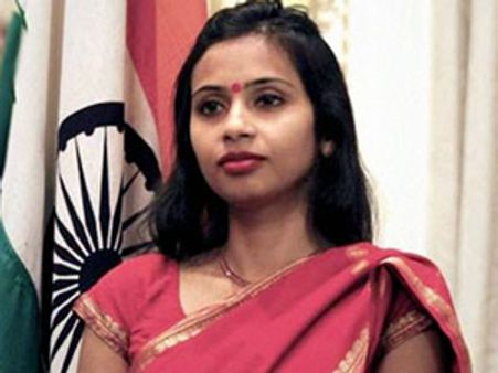 ராஜ்யசபாவில் அமளி: துணை தூதர் கைதுக்கு எதிர்கட்சிகள் கண்டனம்