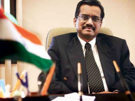 அமீரகத்துக்கான இந்தியத் தூதர் சுவிட்சர்லாந்துக்கான புதிய தூதராக நியமனம்