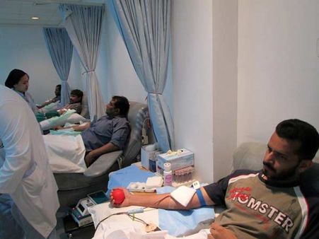 தமிழ்நாடு தவ்ஹீத் ஜமாஅத்தின் சார்பில் ரியாத்தில் நடந்த இரத்ததான முகாம்