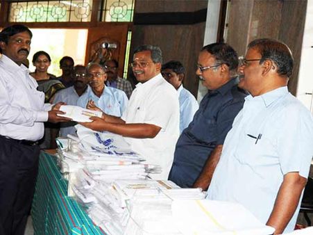 வேஷ்டி தினம்: ஜனவரி 6ல் அரசு ஊழியர்கள் வேஷ்டி அணிய உத்தரவு