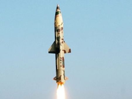 பிரித்வி-2 ஏவுகணை வெற்றிகரமாக சோதனை