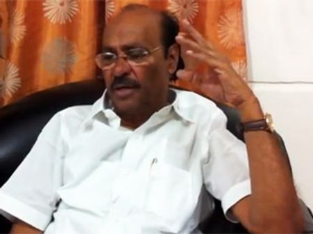 தனியார் மூலம் மணல் விற்பனை: ராமதாஸ் குற்றச்சாட்டு