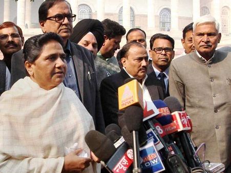 நாடாளுமன்ற தேர்தலில் காங்கிரசுடன் கூட்டணி இல்லை: மாயாவதி அறிவிப்பு!