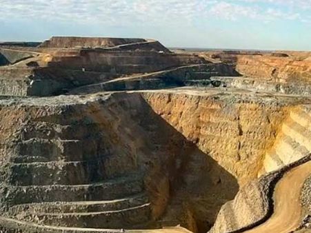 கோலார் தமிழர்கள் மறுவாழ்வுக்கு வாய்ப்பு... மீண்டும் உயிர் பெறுகிறது தங்க வயல்!