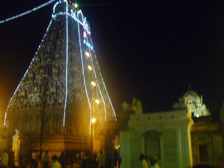 தை பூசம்: வடலூரில் ஜோதி தரிசனம்– மயிலையில் தெப்பத்திருவிழா