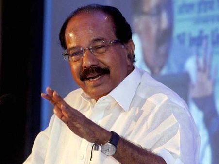 ஓட்டு வேட்டை.. மானிய சமையல் எரிவாயு சிலிண்டர் ஆண்டுக்கு 12ஆக உயர்வு: வீரப்ப மொய்லி உறுதி