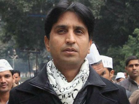 கேரள நர்ஸ்கள் குறித்த பேச்சு: ஆம் ஆத்மி கட்சி தலைவர் குமார் மன்னிப்பு கேட்டார்