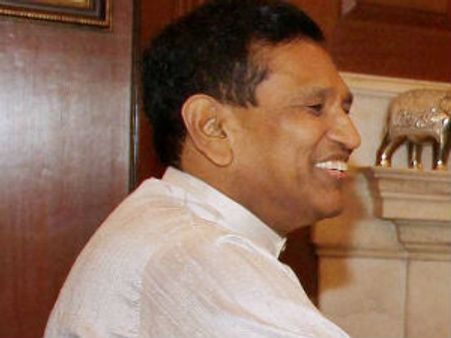 தமிழக மீனவர்களை கைது செய்வதை நிறுத்த முடியாது...: இலங்கை அமைச்சரின் திமிர் பேச்சு