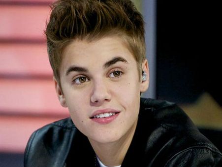 குடிபோதையில் கார் ஓட்டிய பிரபல பாப் பாடகர் ஜஸ்டின் பீபர் கைது