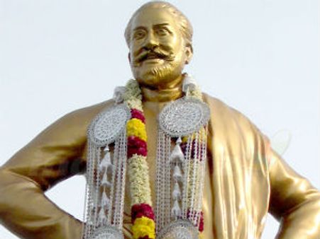 சிவாஜி சிலையை அகற்ற தடைகோரி மனு - தடைவிதிக்க நீதிமன்றம் மறுப்பு