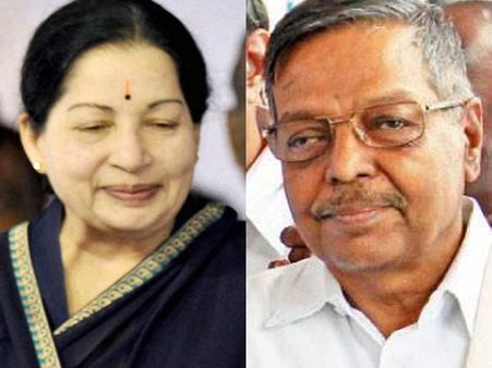 ஜெயலலிதா கையால் அண்ணா விருதைப் பெற்றார் பண்ருட்டி ராமச்சந்திரன்