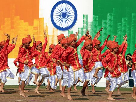அமீரகத்தில் இந்திய குடியரசு தின விழா: உற்சாக கொண்டாட்டம்
