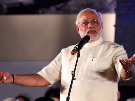 போர் நினைவுச் சின்னம் இல்லாத ஒரே நாடு இந்தியாதான்.. மோடி புகார்