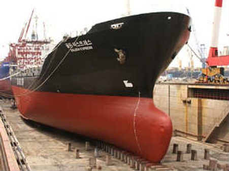 இந்திய எண்ணெய் கப்பலில் தீ விபத்து - 7 சீனத் தொழிலாளர்கள் பலி