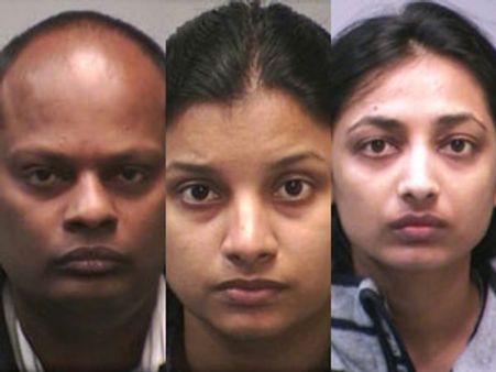 அழுத குழந்தையை தரையில் வீசி கொன்ற பணிப்பெண்- தமிழக தம்பதி கைது!