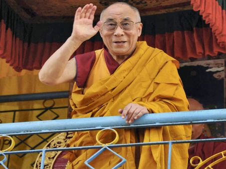 மதநல்லிணக்கதுடன் வாழ இந்தியாவிடம் கற்றுக்கொள்ளுங்கள்: சீனாவிற்கு தலாய்லாமா அறிவுரை