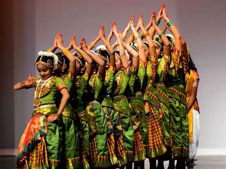 டல்லாஸில் பொங்கல் விழா: கட்டுக்கடங்காத தமிழர் கூட்டம்