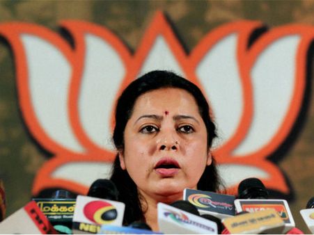 கட்சியா அது, சரியான நாடகக் கம்பெனி... ஆம் ஆத்மி மீது பாஜக பாய்ச்சல்