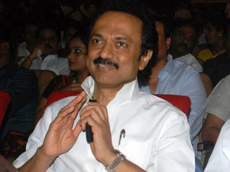 62 வது பிறந்தநாளை எளிமையாக கொண்டாடுங பிறந்தநாளை எளிமையாக கொண்டாடுங்கள்: மு.க.ஸ்டாலின் கோரிக்கை