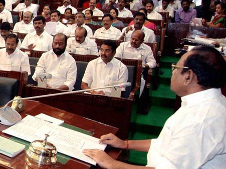 அரசியல் கட்சிகள் கோரிக்கை ஏற்று சட்டசபையில் தீர்மானம்