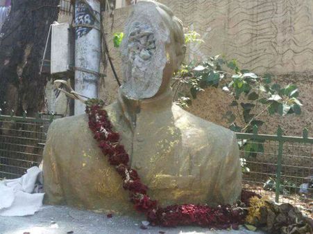 சென்னையில் ராஜீவ் காந்தி சிலைகள் சேதம்: காங்கிரஸார் ஆர்ப்பாட்டம்