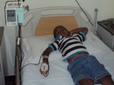 திண்டுக்கல் சிறுவன் சிகிச்சை: ஒன் இந்தியா செய்தியால் மேலும் 5000 டாலர் நன்கொடை!