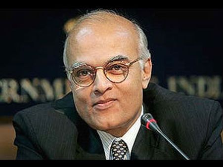 இலங்கை ராணுவத்திற்கு பயிற்சி தொடருமாம்! கோத்தபயவிடம் சொன்ன சிவசங்கர மேனன்