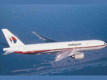 மாயமான விமானம்: பிளைட் என்ஜினியர் மீது சந்தேகம்