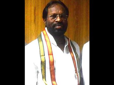 காஞ்சியில் இருந்து வந்து தென்காசியில் களம் காணும் காங்கிரஸ் ஜெயக்குமார்