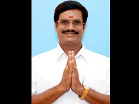 பாமக வேட்பாளர் ஏ.கே.மூர்த்தி பிரசாரத்தில் மோதல்: வந்தவாசியில் பதற்றம்