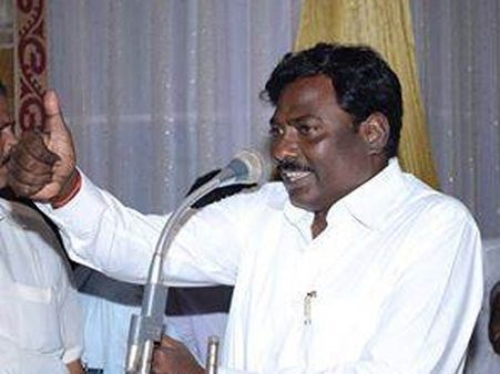 சீட் கிடைக்காததால் பாமகவில் இணைந்த காங். பிரமுகர்! சிதம்பரம் தொகுதி வேட்பாளராகிறார்?