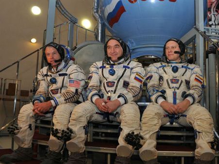 'உக்ரைன் உக்கிரம்'... ரஷ்யாவுடன் விண்வெளி நிலைய உறவைத் தவிர மற்றதை ரத்து செய்த நாஸா!