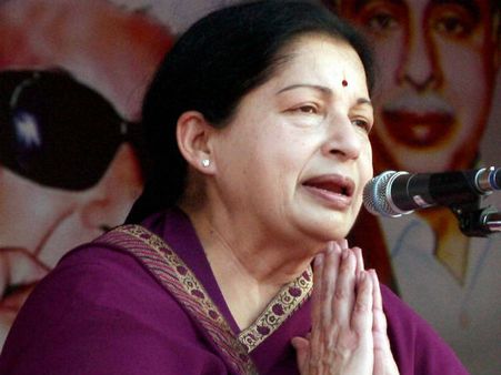 நாமக்கல் ஜெயலலிதா பிரச்சாரத்தில் தக்காளி சாதம் சாப்பிட்ட தொண்டர்கள் 15 பேர் மயக்கம்