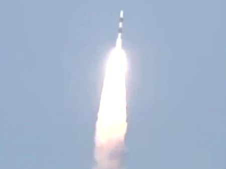 வெற்றிகரமாக விண்ணில் பாய்ந்தது பி.எஸ்.எல்.வி – சி 24 ராக்கெட்