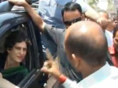 பிரியங்கா காந்தி என்னை கொலை செய்ய முயற்சிக்கிறார்: குமார் விஷ்வாஸ்