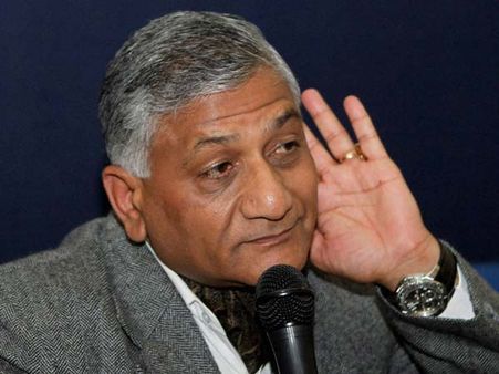 புதிய கடற்படை தளபதி நியமனத்துக்கு முன்னாள் ராணுவ தளபதி வி.கே.சிங் கண்டனம்