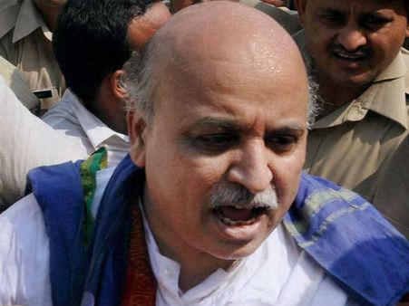 தொகாடியா விஷ(ம)யத்தில் பெரும் அமைதி காக்கும் பாஜக.. ஏன்?